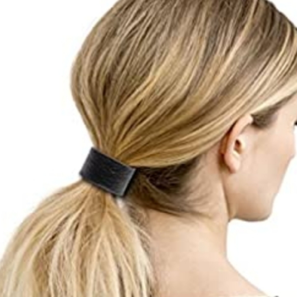 Leather cuff hair tie - Picture 3 of 6